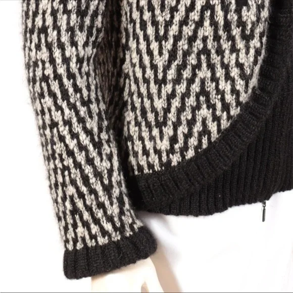 Chanel Black White Knit Zip-up Cardigan Sweater Size 42